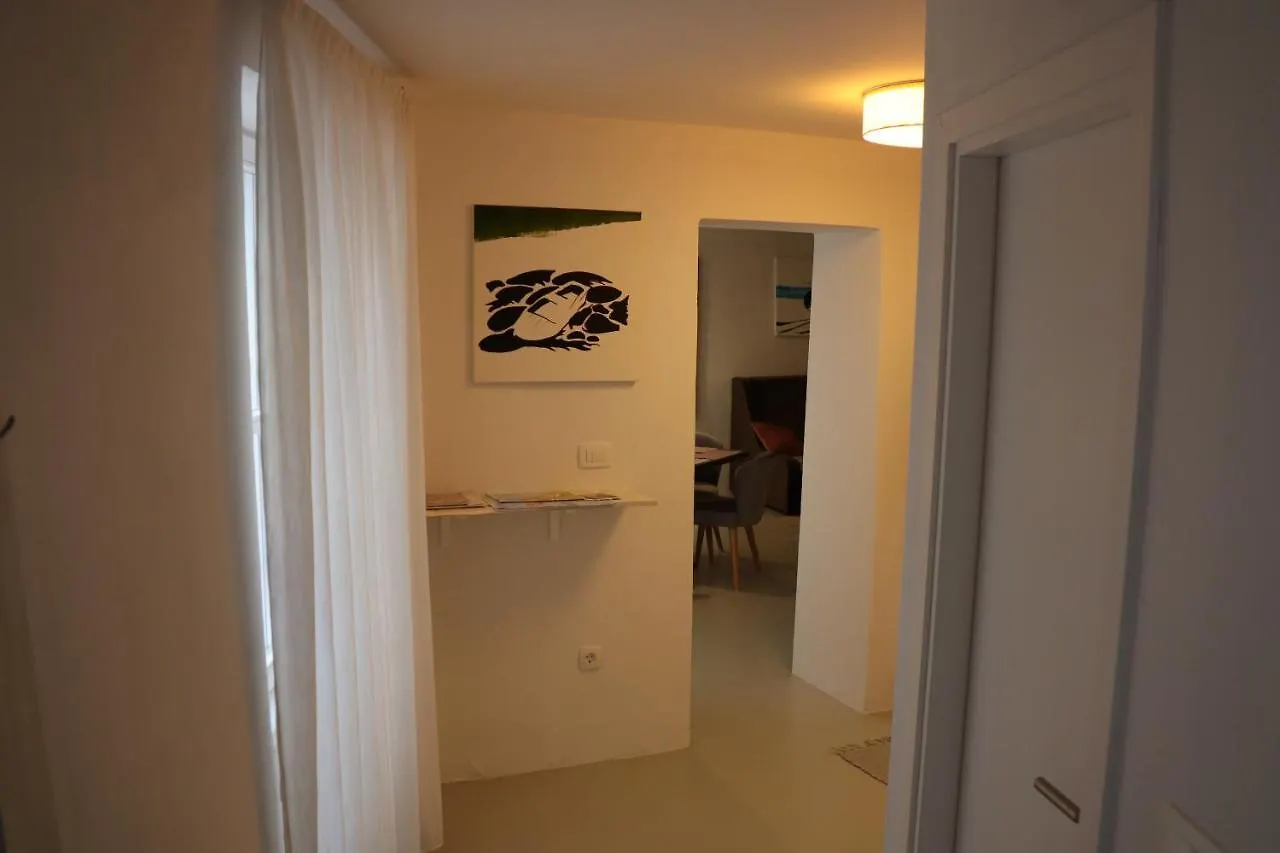Apartment Adriatico Eterno 2 Rovinj 0*,  Croatie